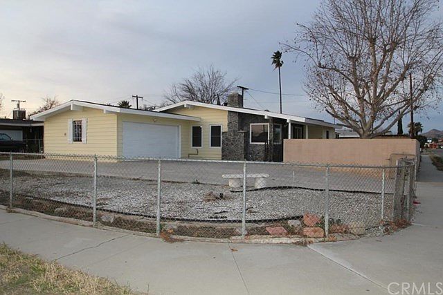 1st image of 25212 Gentian Ave