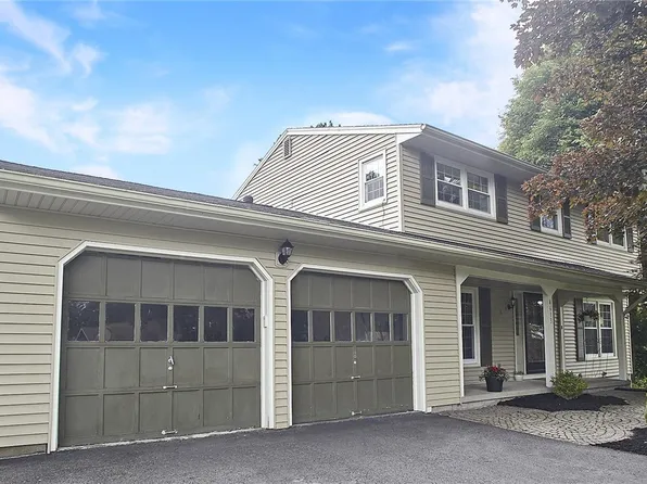 4613 Red Fox Dr, Manlius, NY 13104