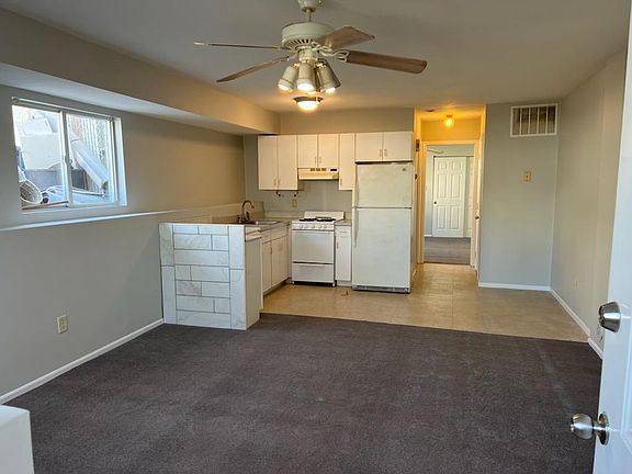 3rd image of 50 Bentley Ln Floor 1