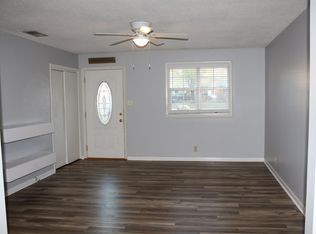 4005 Eastwood Dr, Florence, AL 35630