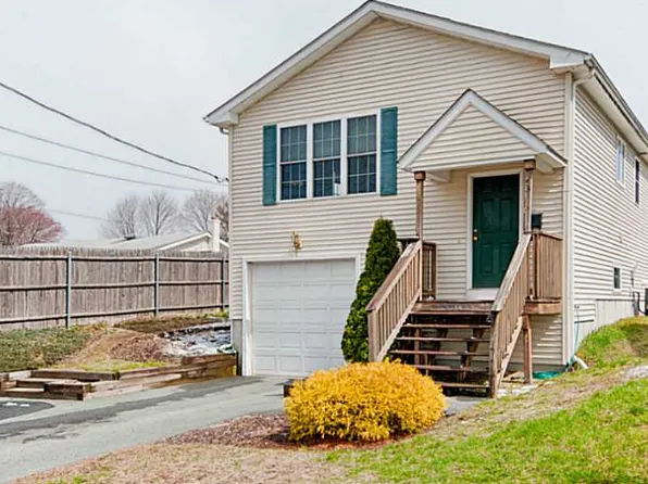 55 Greene Ave, Cranston, RI 02920