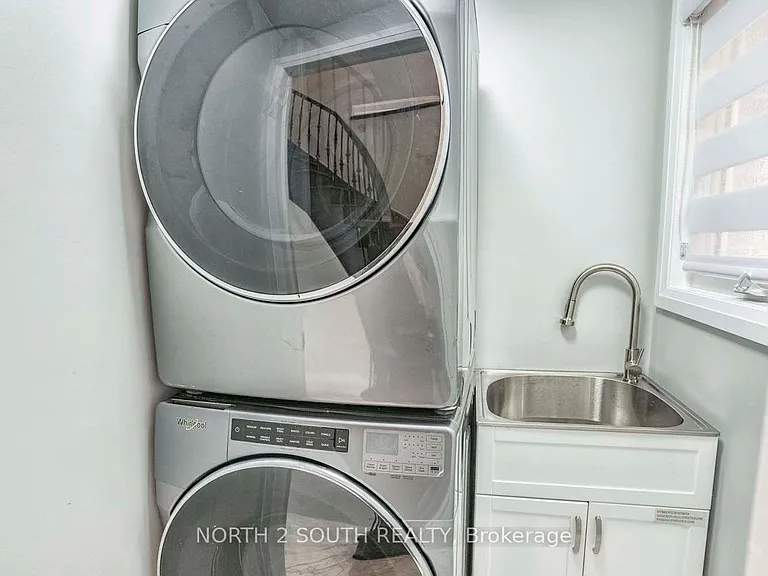 37 Loire Ct #UPPER — Photo 22