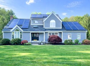 79 Country Club Dr, Northbridge, MA 01534