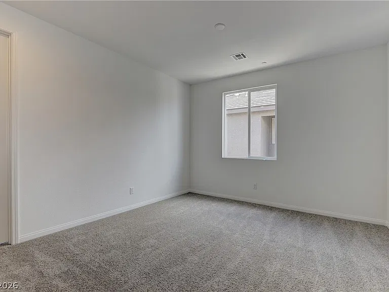 5174 Olga Manor Ave — Photo 11