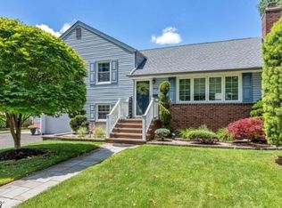 410 Walnut Ave, Cranford, NJ 07016