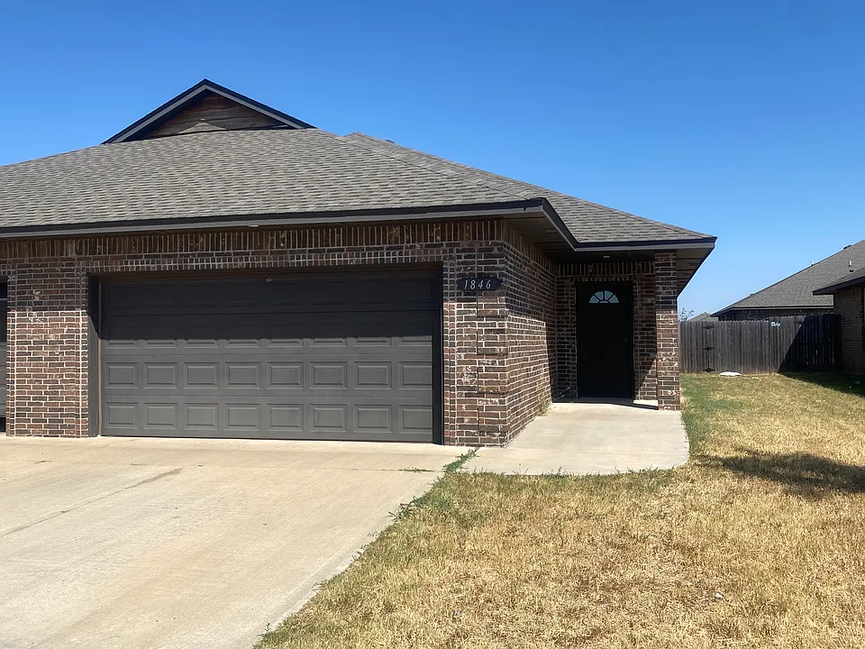 1846 Cypress Ln #1846