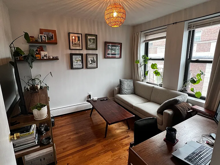 56 N Margin St #4F — Photo 3
