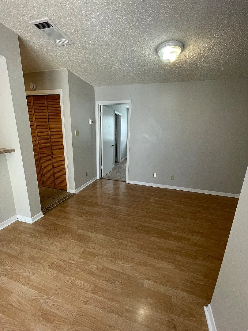 2510 San Gabriel St #302 — Photo 3