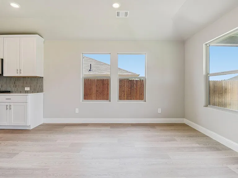 463 Yellowstar Ln — Photo 13