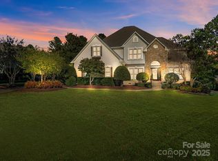 18714 River Ford Dr, Davidson, NC 28036