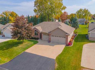 3512 N Erin Dr, Appleton, WI 54914
