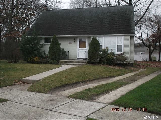 1st image of 1039 Oak Ct
