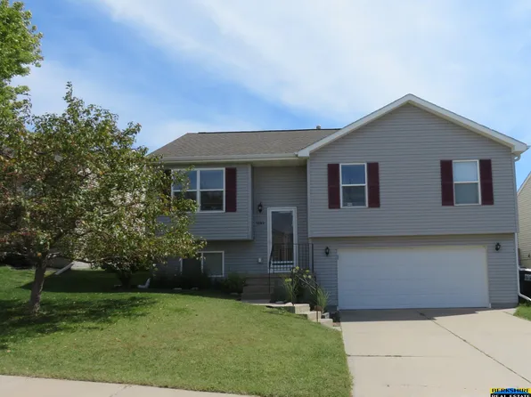 5883 S 193rd Ave, Omaha, NE 68135
