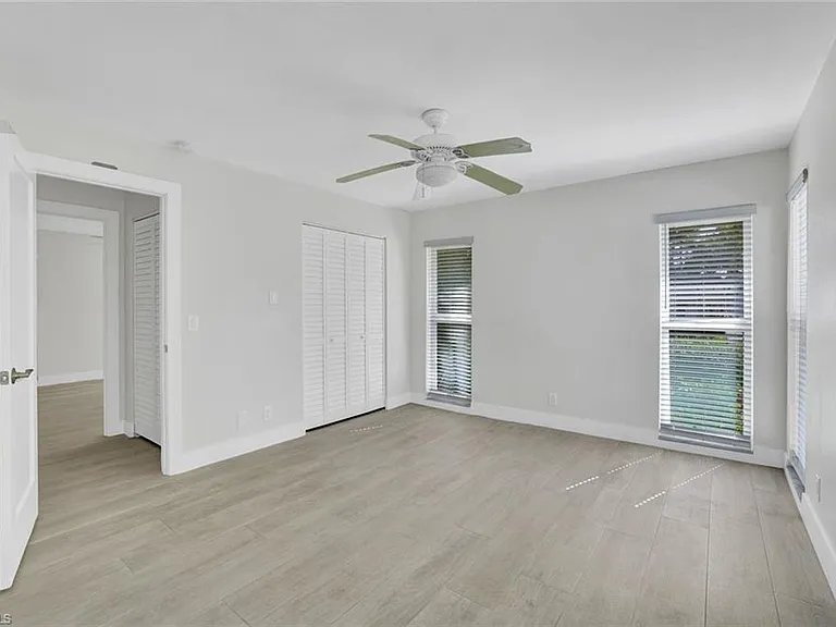 265 Georgetown Blvd #60 — Photo 12