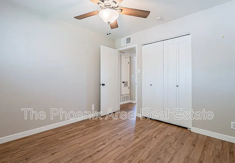 1102 N 72nd Pl — Photo 19