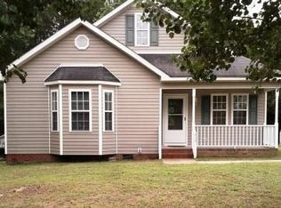 317 Sherman Rd, Fuquay Varina, NC 27526