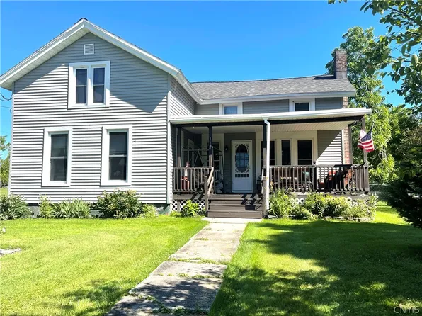 112 Mechanic St, Antwerp, NY 13608