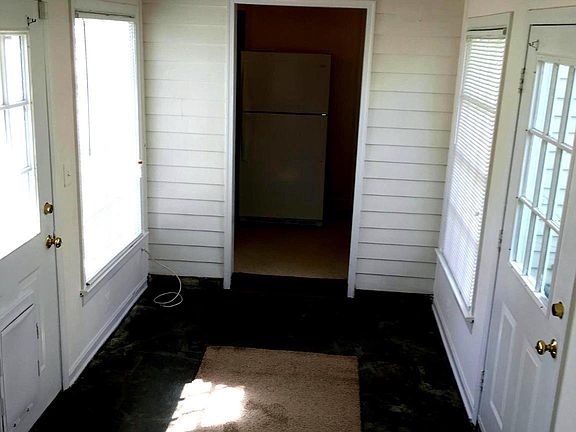 5th image of 309 Princess Elizabeth St