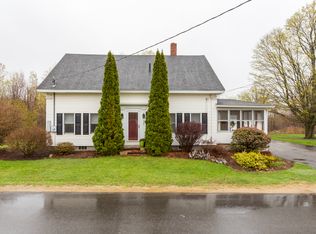 562 1st Crown Point Rd, Strafford, NH 03884