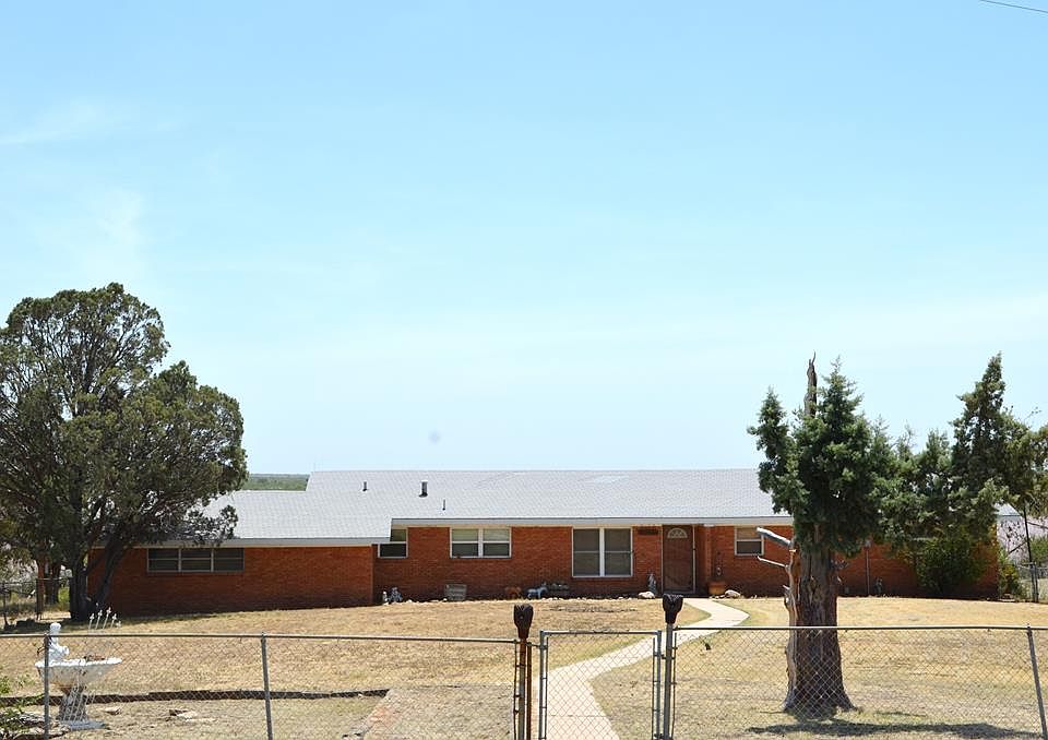1st image of 901 County Road 383