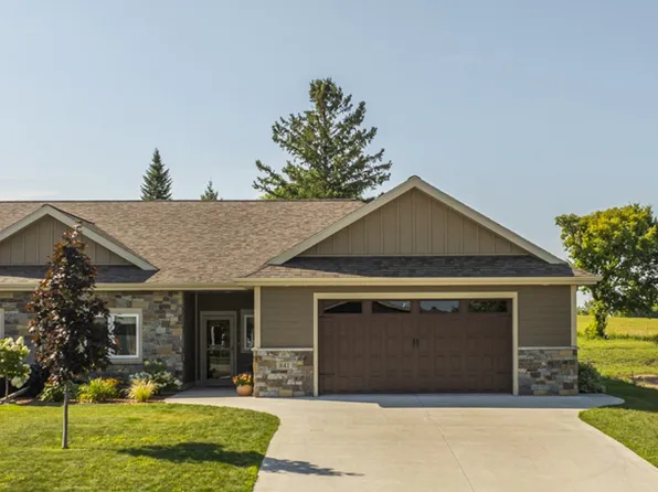 841 Lake Forest Cir, Detroit Lakes, MN 56501