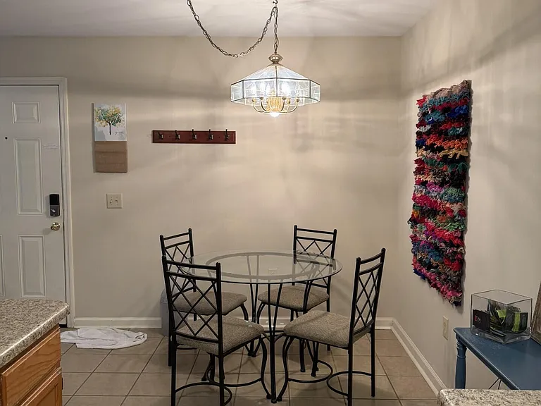261 Simpson Ave #127 — Photo 5