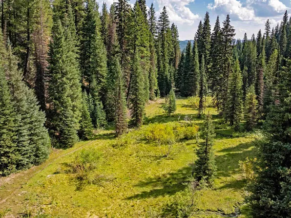 2 High Valley Rd, Cascade, ID 83611