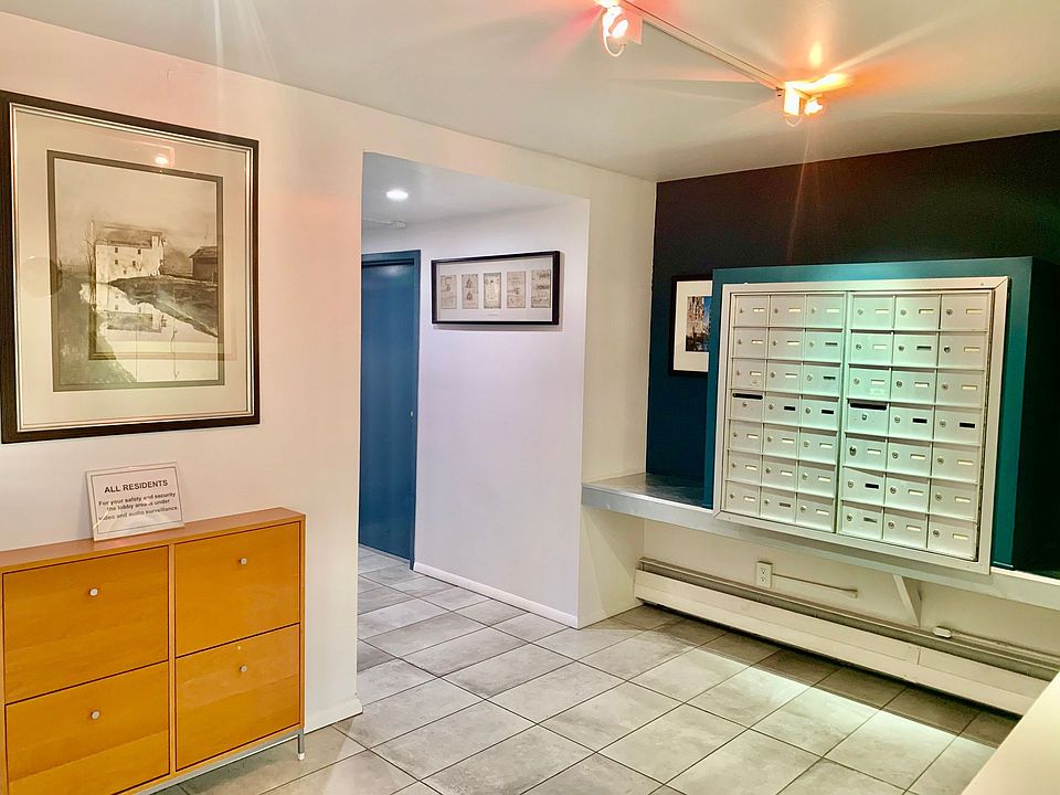 The Lorelei Apartments 501 Summit Ave E Seattle WA Zillow