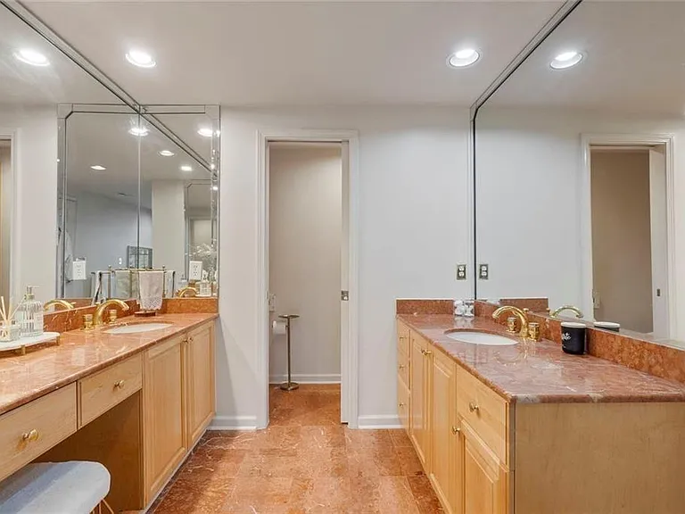 3636 Habersham Rd NW #2404 — Photo 32