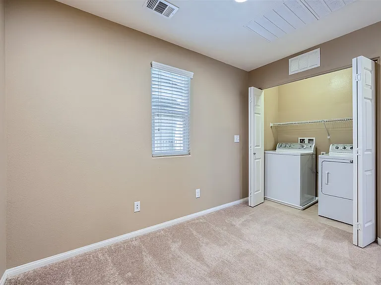 3811 Total Eclipse St — Photo 18