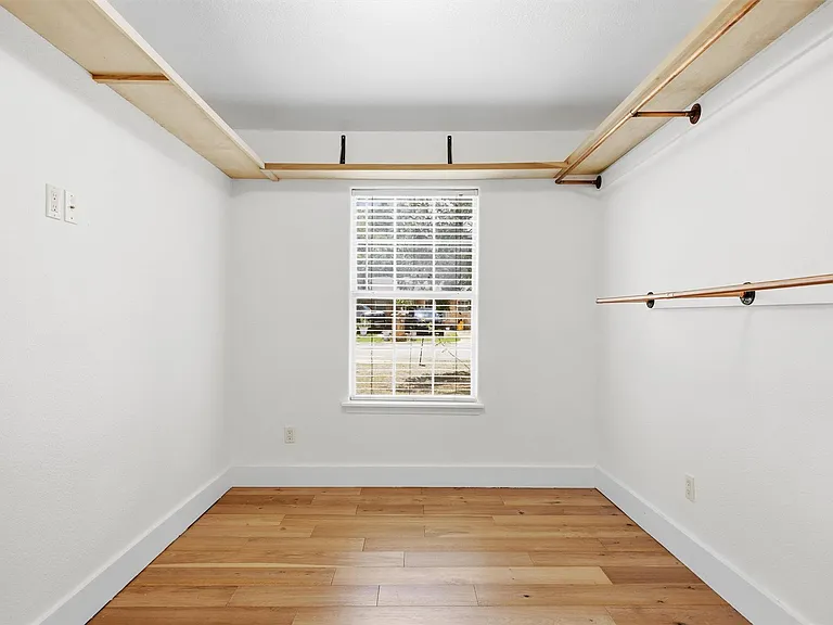 6802 Villita Avenida St — Photo 27