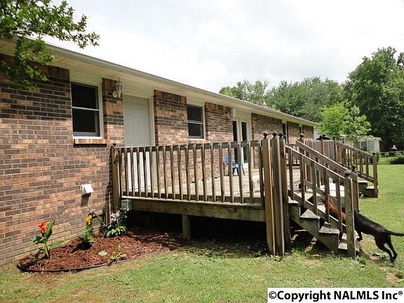 3rd image of 17 Hattie Dr