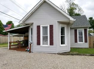 1124 E High St, Hope, IN 47246