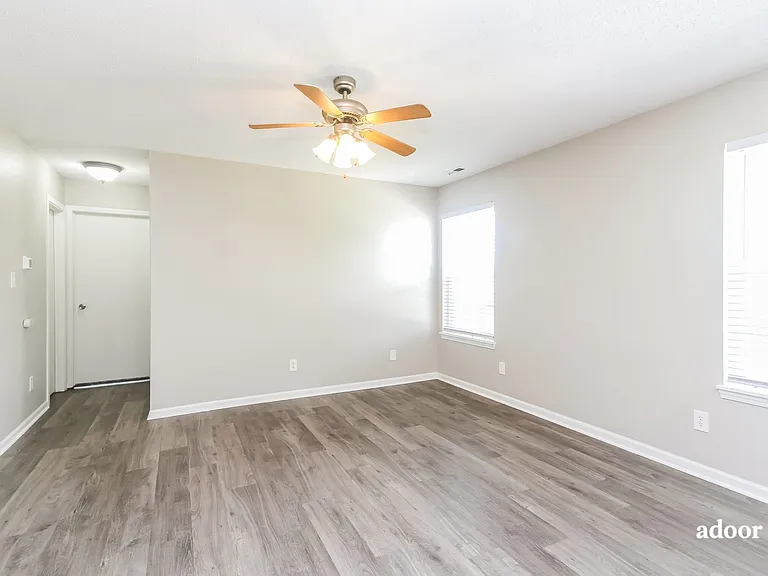 6221 Long River Ln — Photo 6