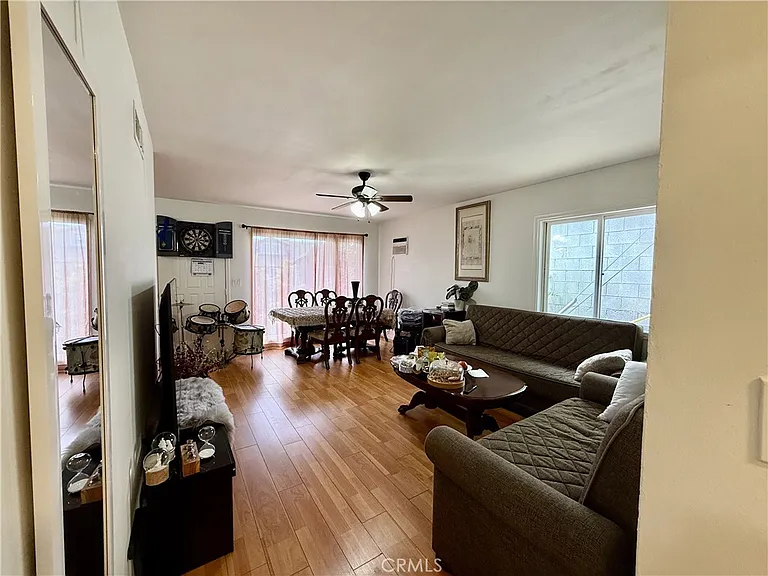 408 N Pacific Ave — Photo 6