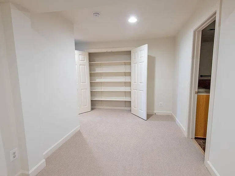 12982 Highland Oaks Ct — Photo 11