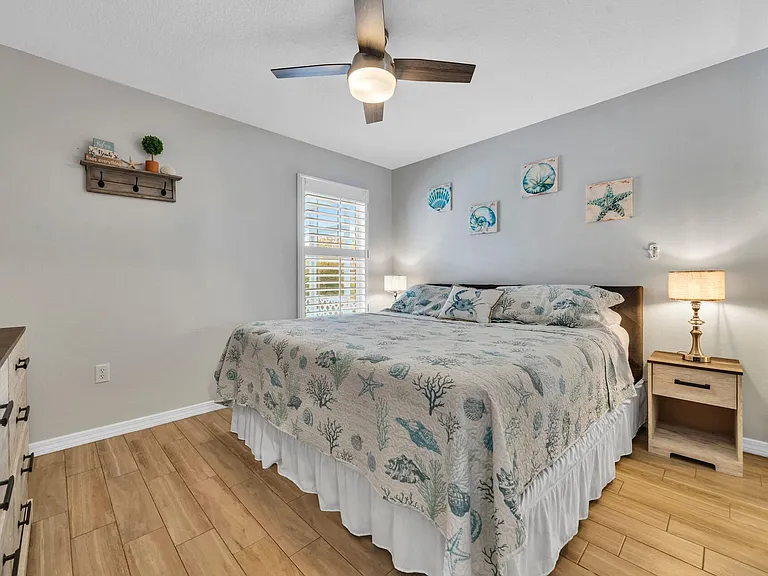 261 Sandy Cay Dr — Photo 32