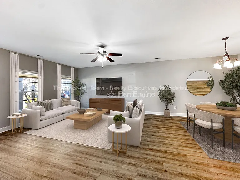 132 Hardinberry St — Photo 5