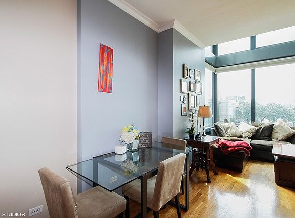 4th image of 600 N Kingsbury St APT 302