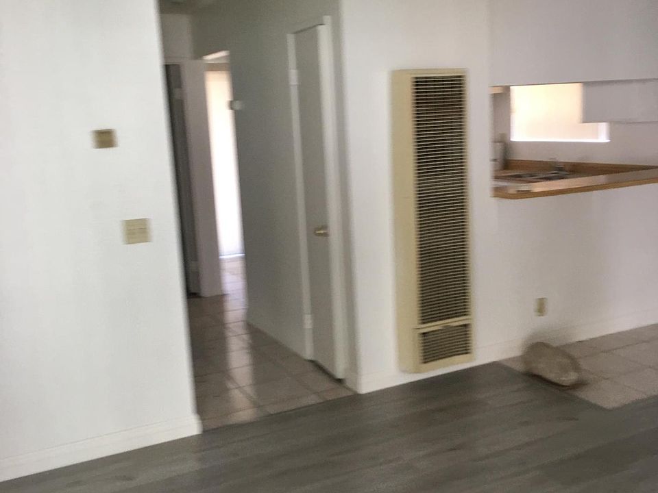 2nd image of 1349 E 9th St APT 1