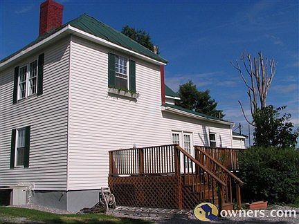 Back of the house w/deck