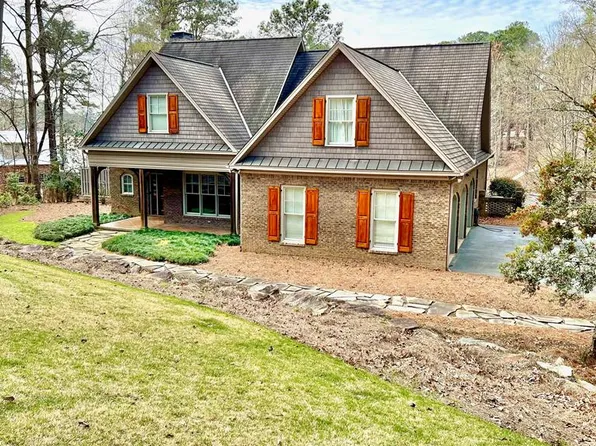 188 Lakeshore Dr S, Hamilton, GA 31811