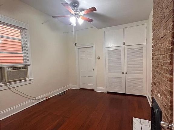 3rd image of 3904 Baronne St