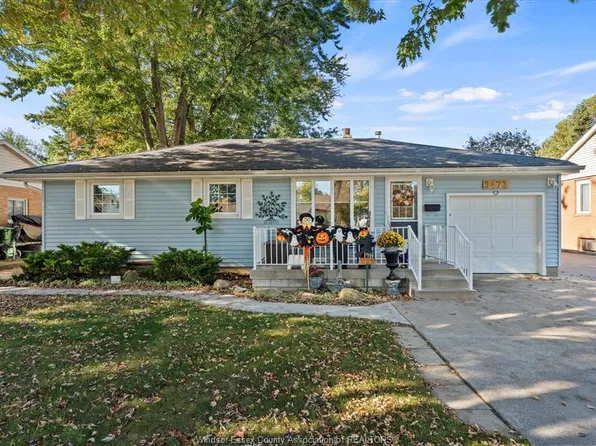 3473 Bliss Rd, Windsor, ON N8W 3B5