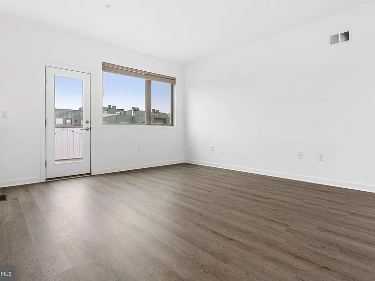 3121 Beach View Ln #A — Photo 17
