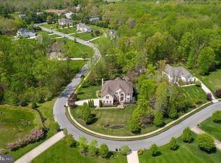 109 Willow Oaks Ln, Mullica Hill, NJ 08062