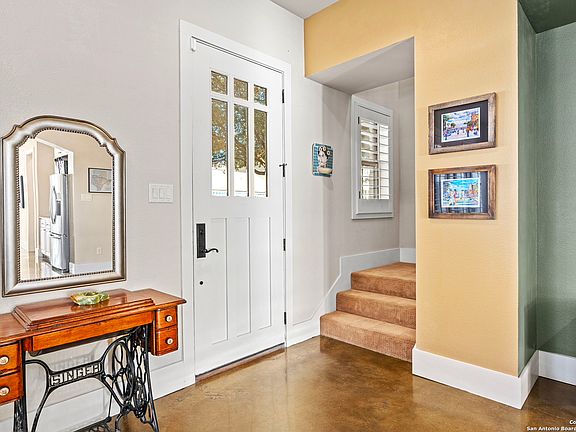 4th image of 635 STADTBACH ST