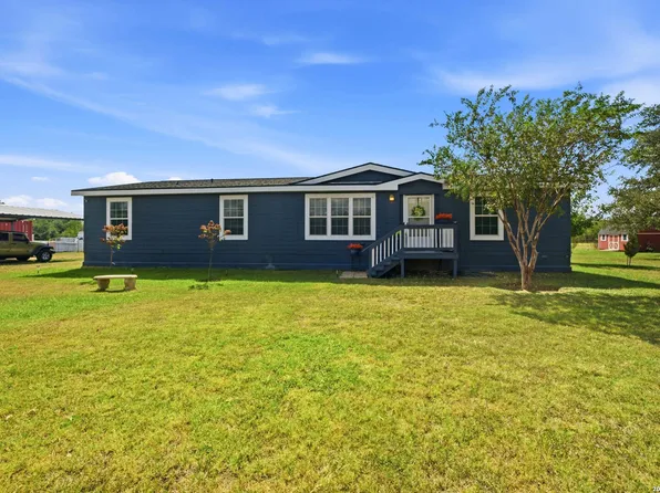 15143 S SKAGGS RD, Atascosa, TX 78002