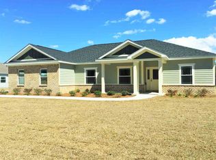 104 Conservation Ln, Crawfordville, FL 32327