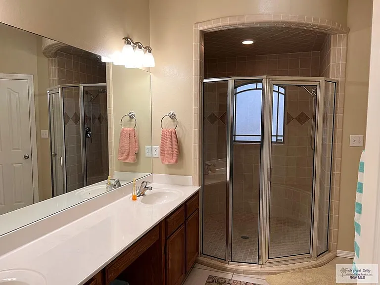 1626 Christian Cir — Photo 19